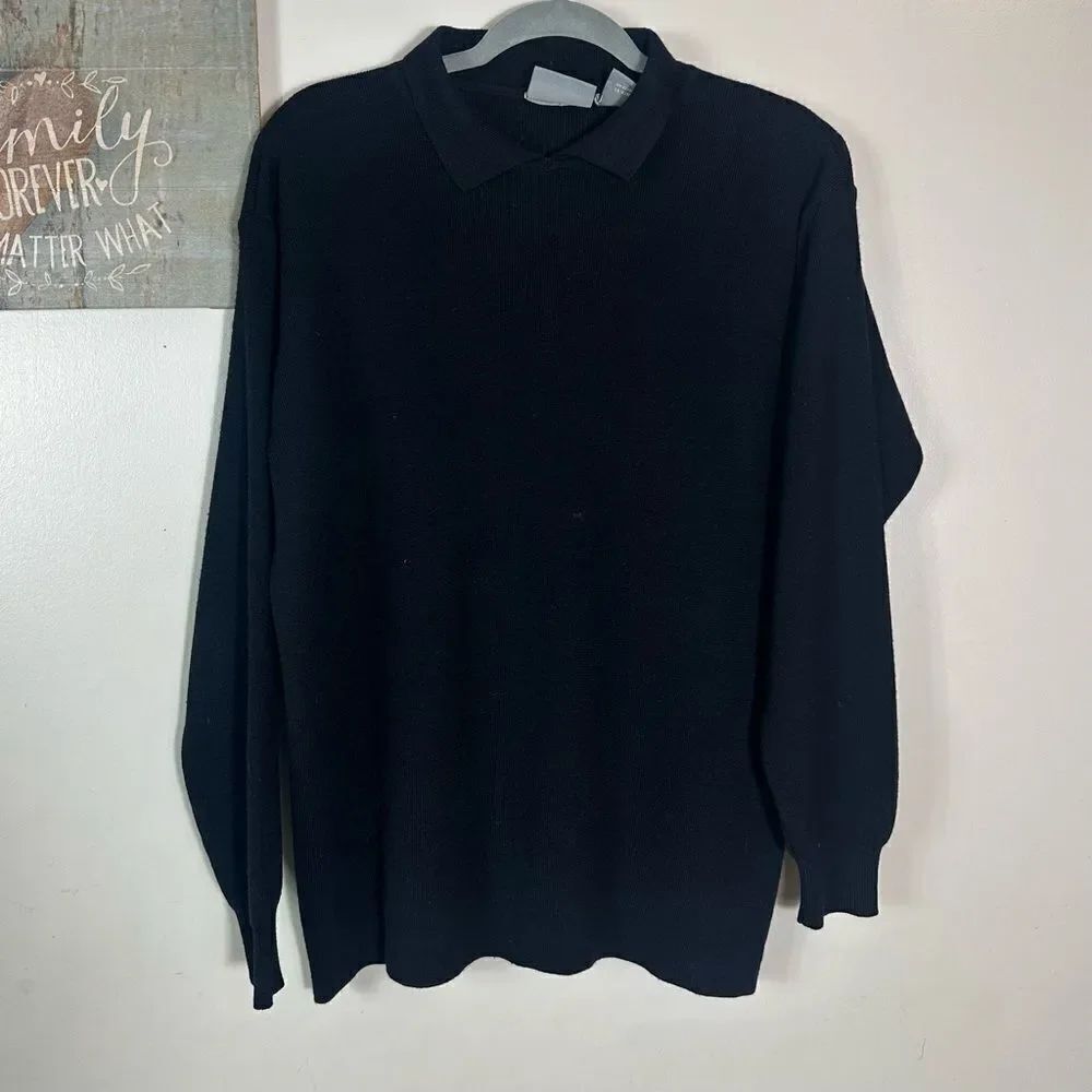 Liz CLAIRBONE  48% wool sweater